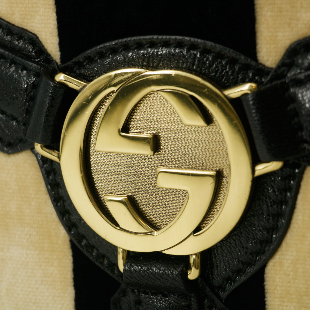 Gucci Cloth GG One Shoulder Bag Black  #6137