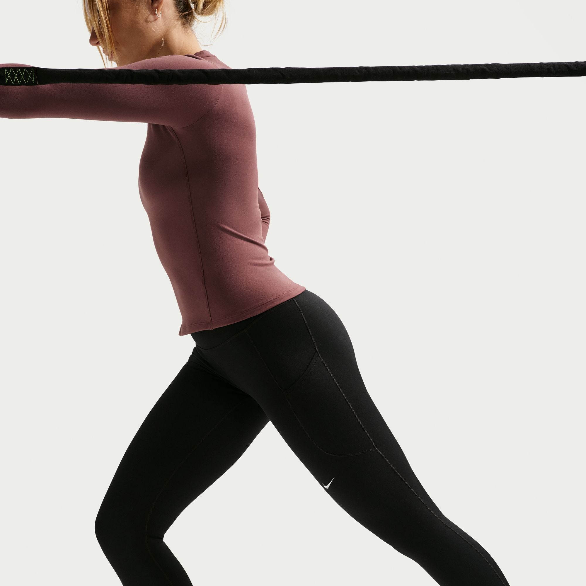 Nike Womens One High-Waisted 7/8 Leggings - Black/White