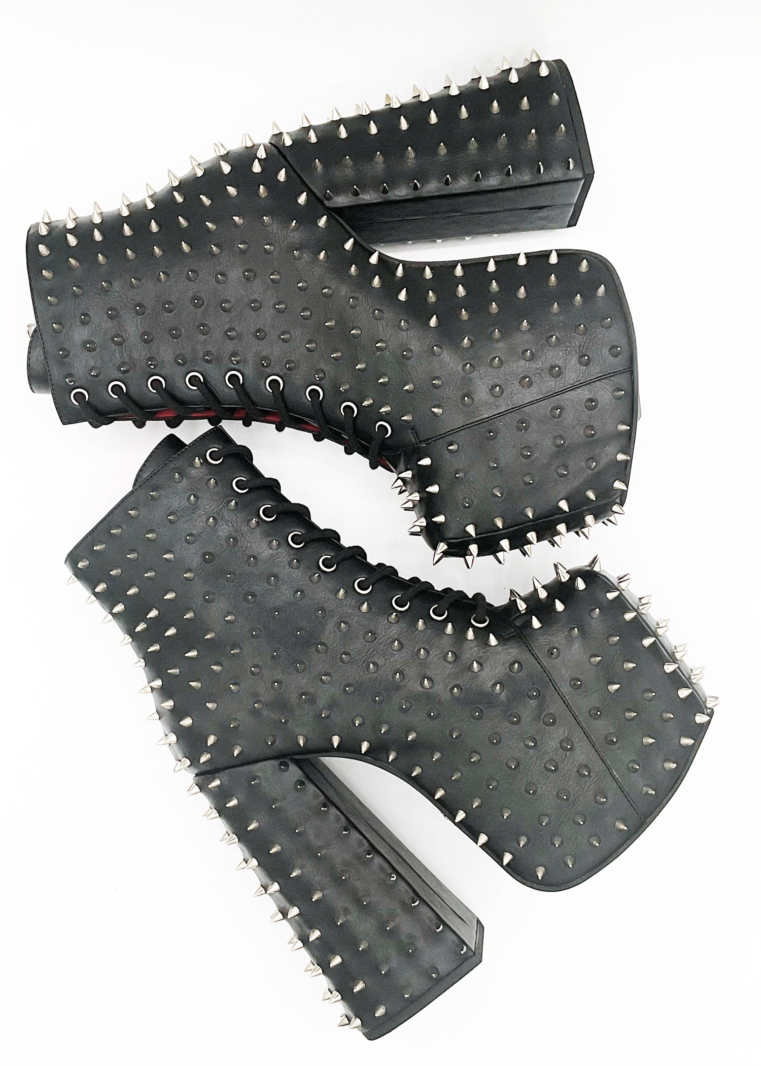 Brutal Boot