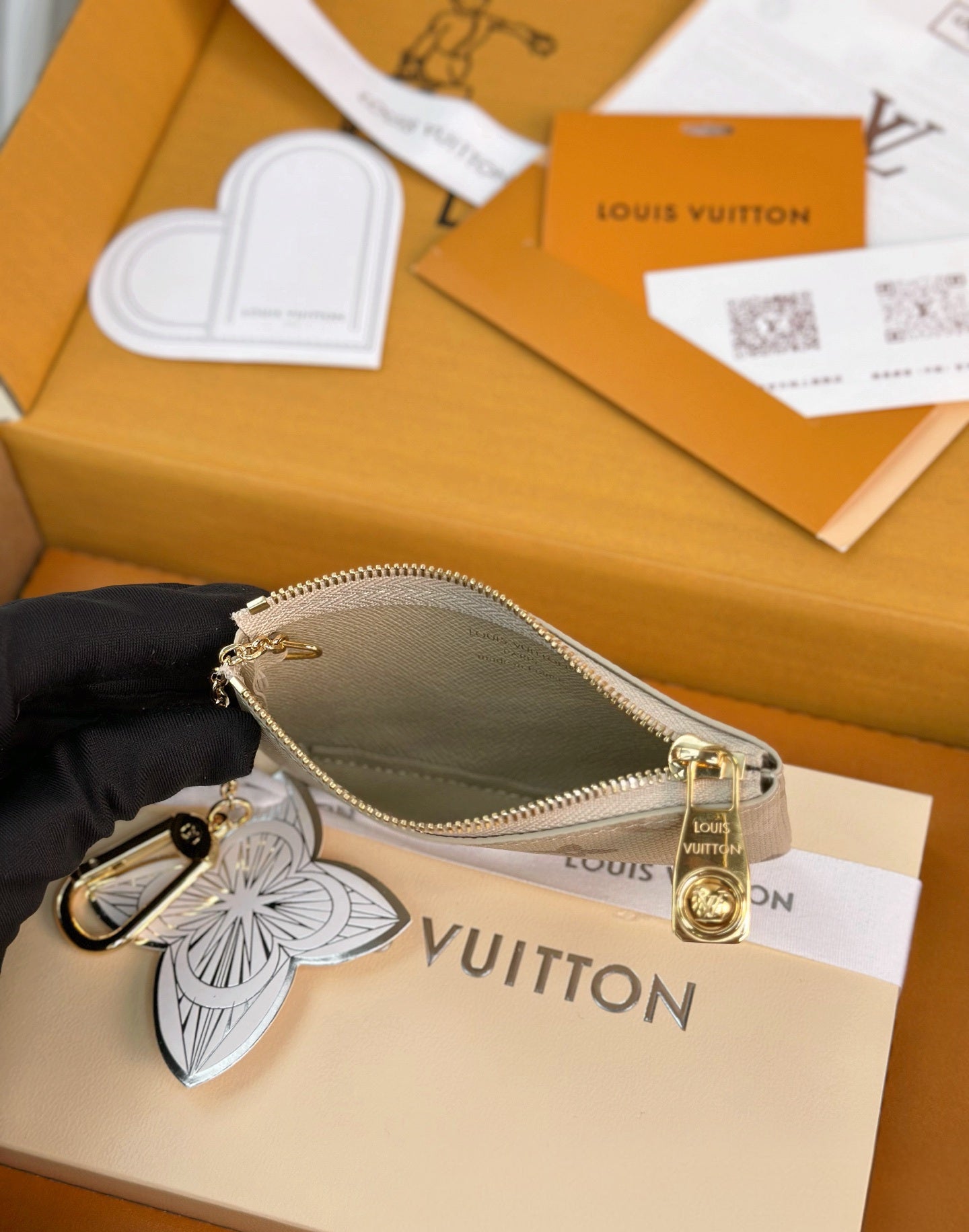 LV Key& Card Pouch